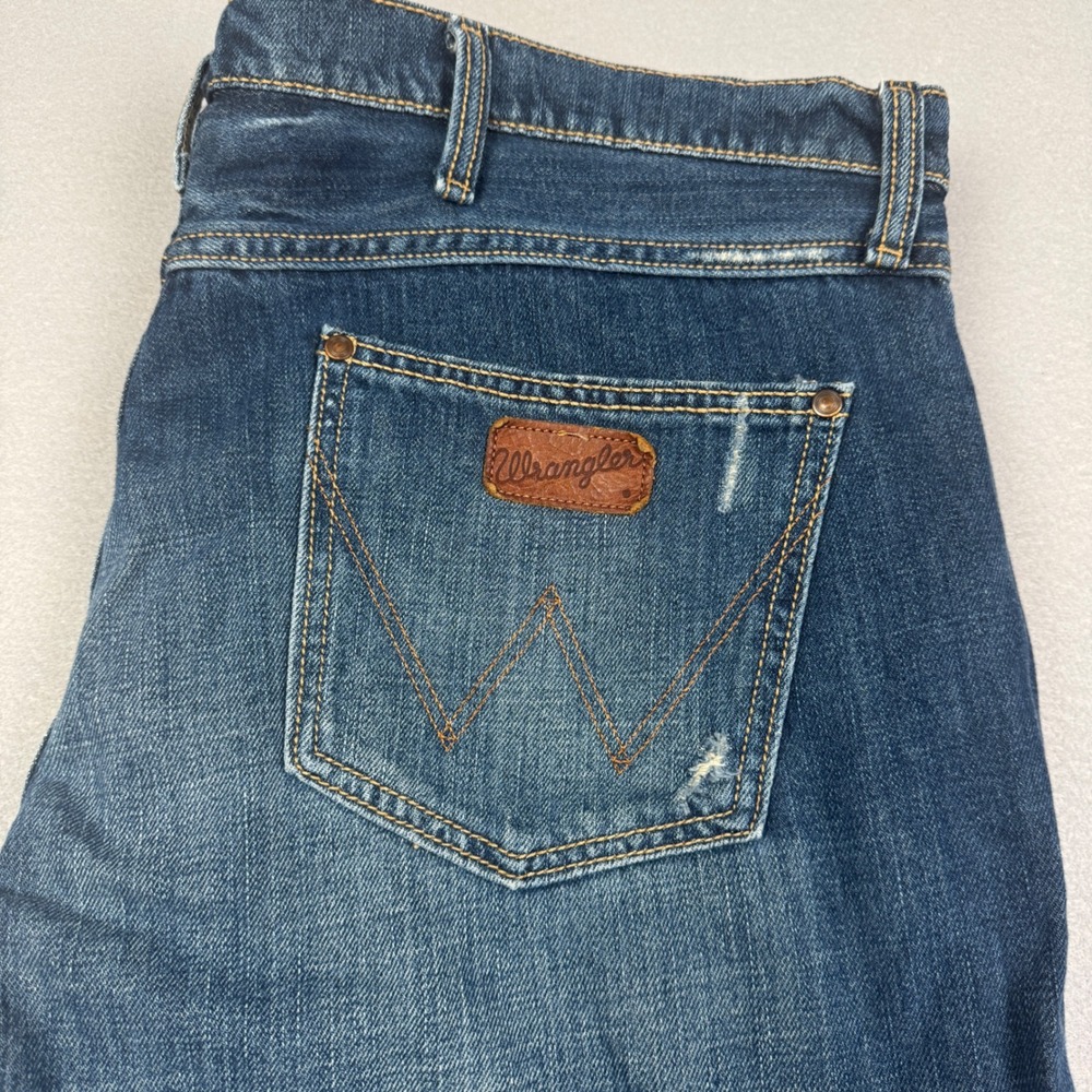 Wrangler Retro Slim Boot‎ Jeans Mens 40x32 Blue Medium Wash Denim 77MWZBB